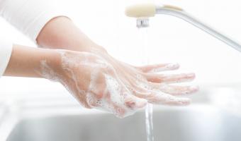 Händewaschen Infektionen vorbeugen